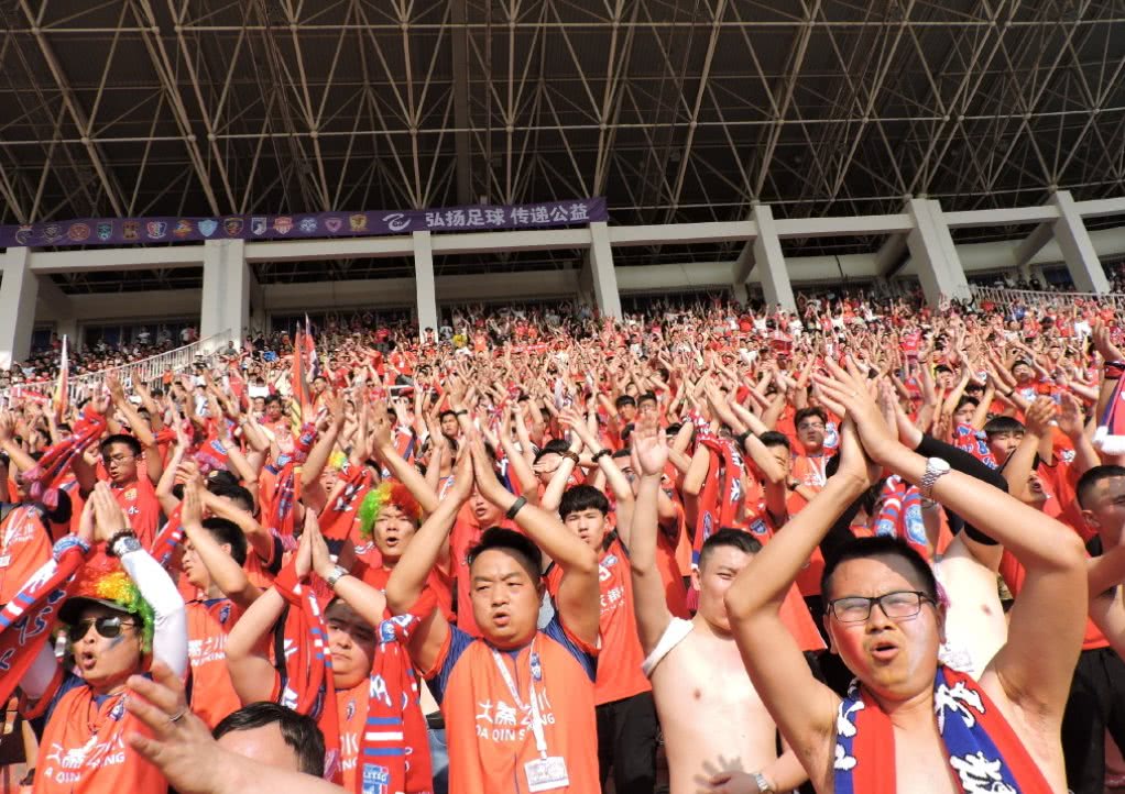 河南男篮惊险胜出,擒得胜利点火季后赛希望的简单介绍